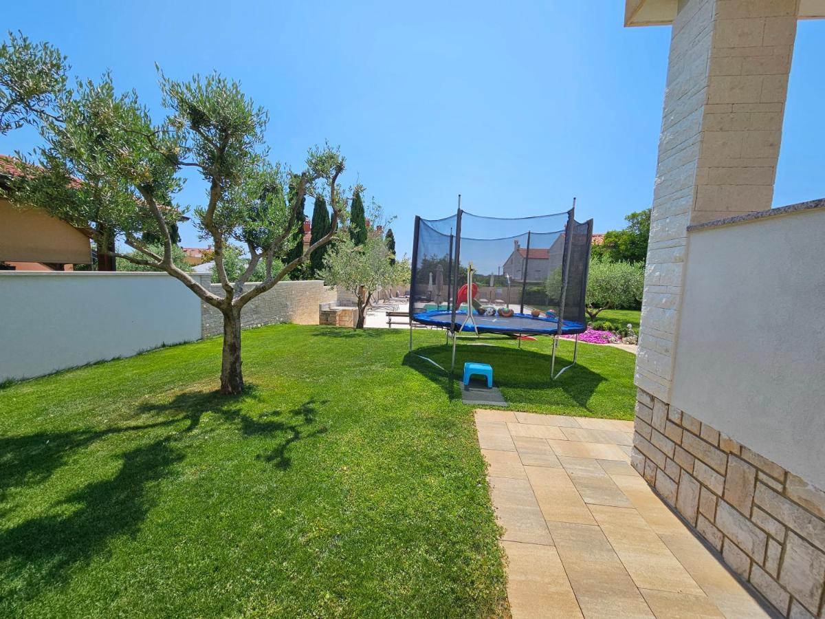 Apartmani Grzinic Rovinj Luaran gambar