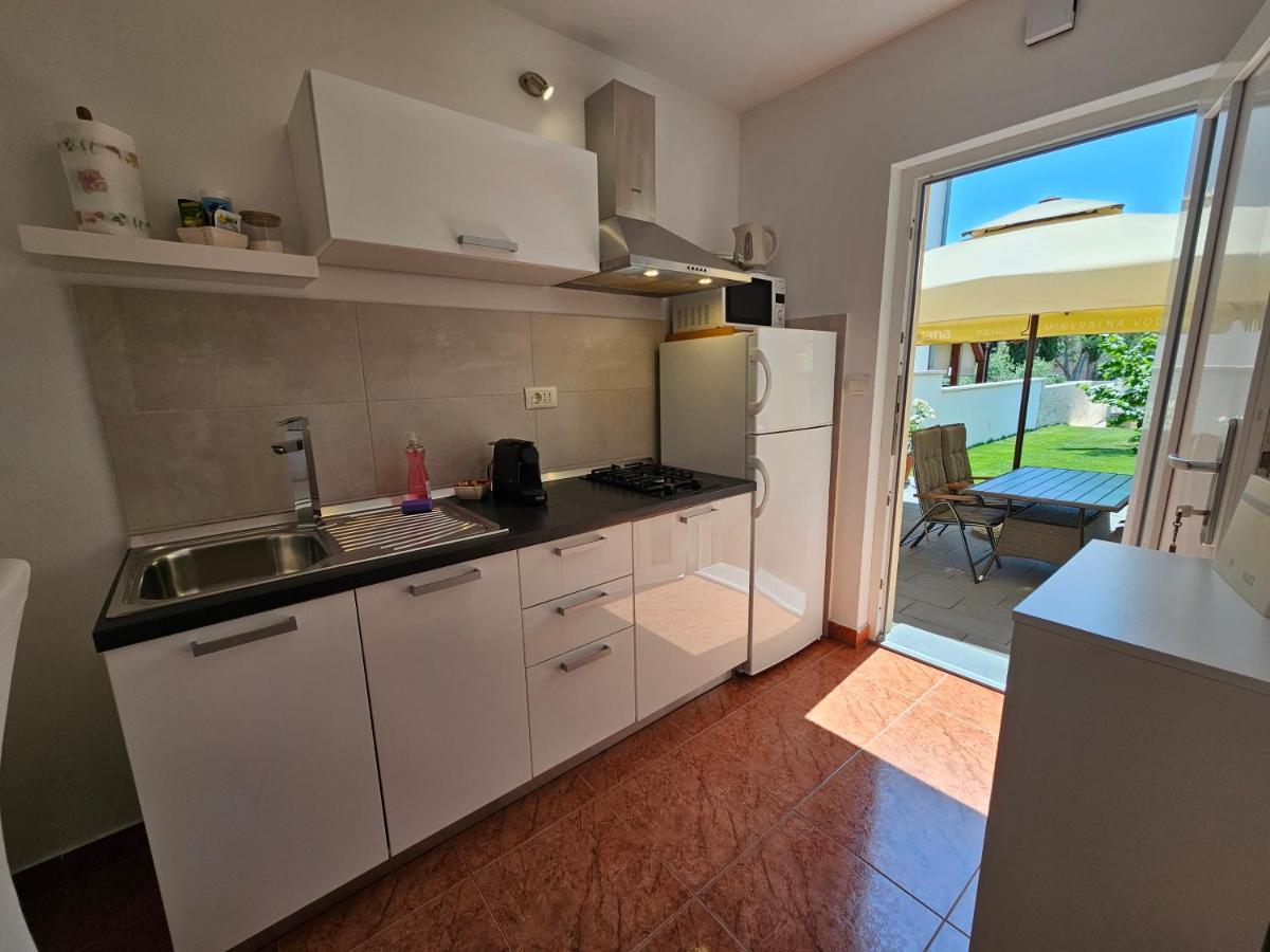 Apartmani Grzinic Rovinj Luaran gambar