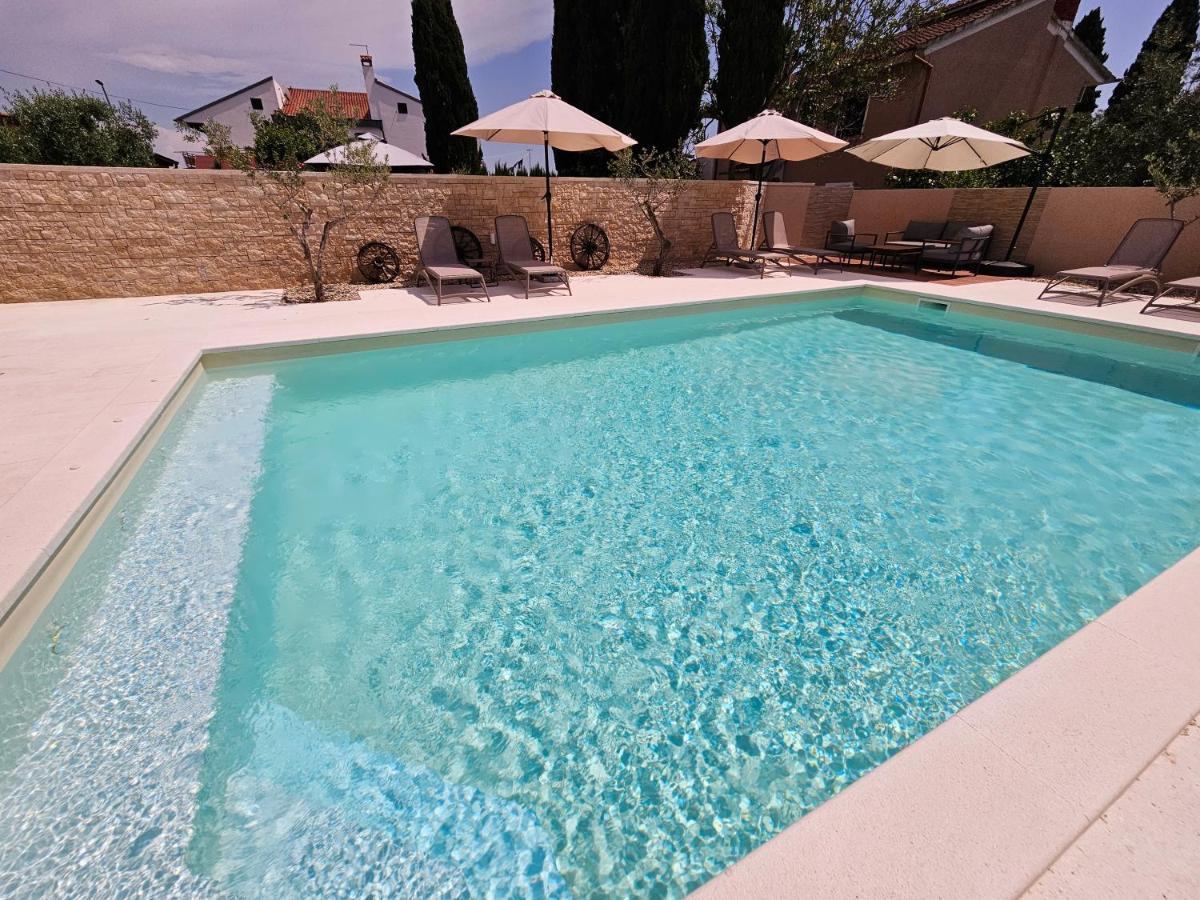 Apartmani Grzinic Rovinj Luaran gambar