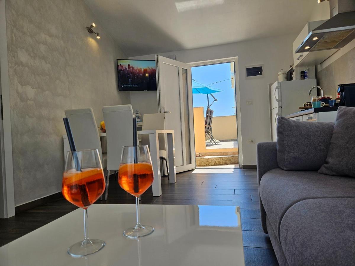 Apartmani Grzinic Rovinj Luaran gambar