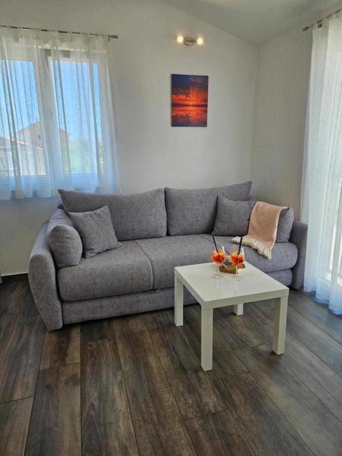 Apartmani Grzinic Rovinj Luaran gambar