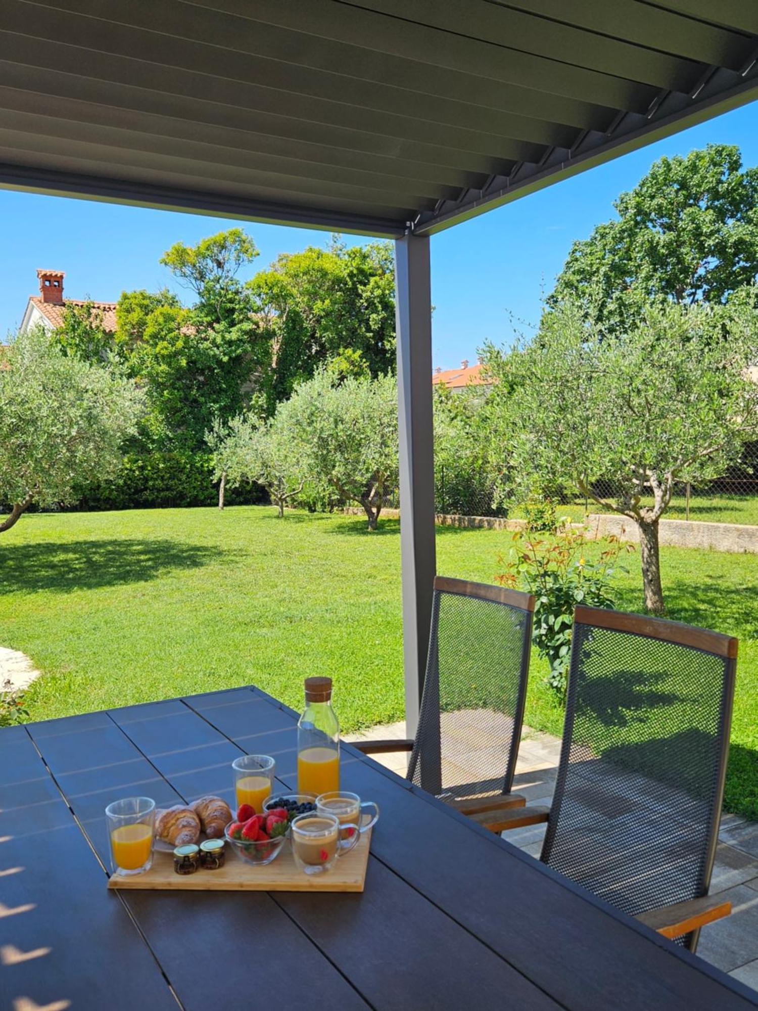 Apartmani Grzinic Rovinj Luaran gambar